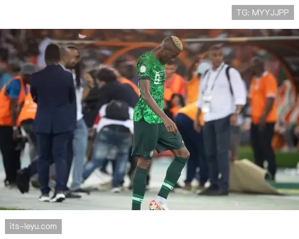 奥斯梅恩与沃特金斯：终结效率与战术适配性的代际中锋对比